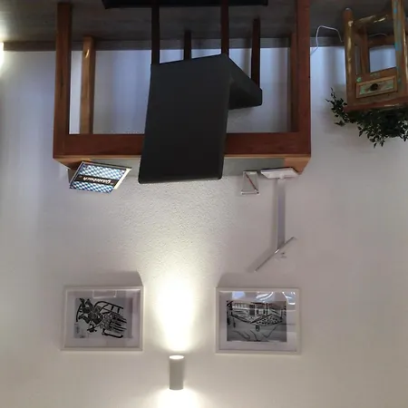 Lederhose 아파트